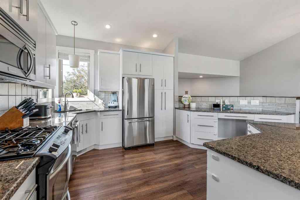 MLS® A2258883 - 3115 22 Street E in NONE Coaldale, Residential