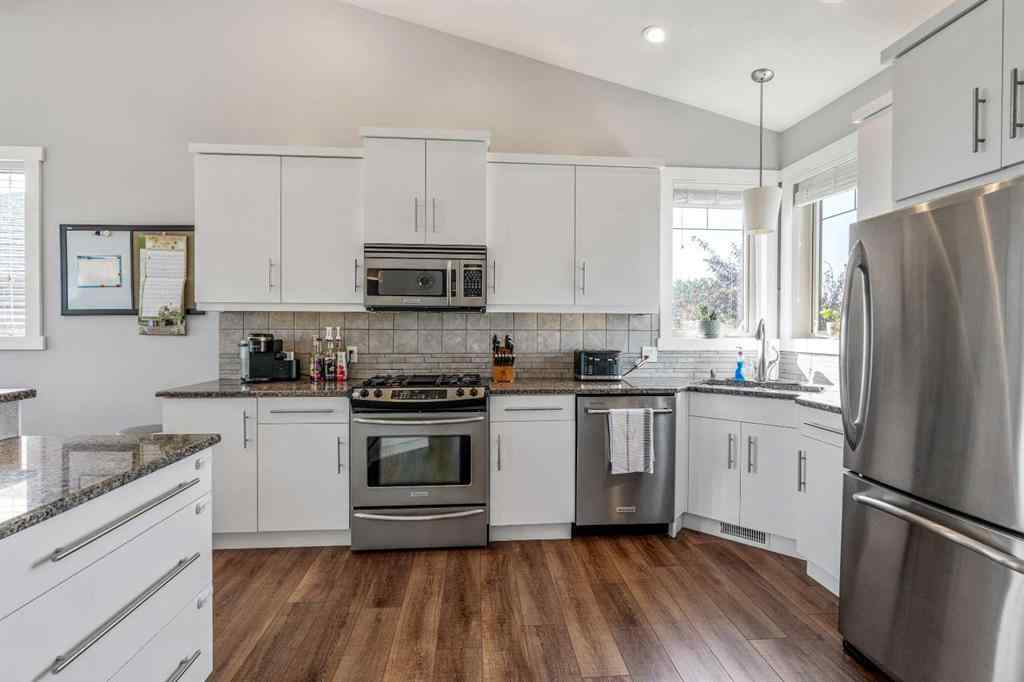 MLS® A2258883 - 3115 22 Street E in NONE Coaldale, Residential