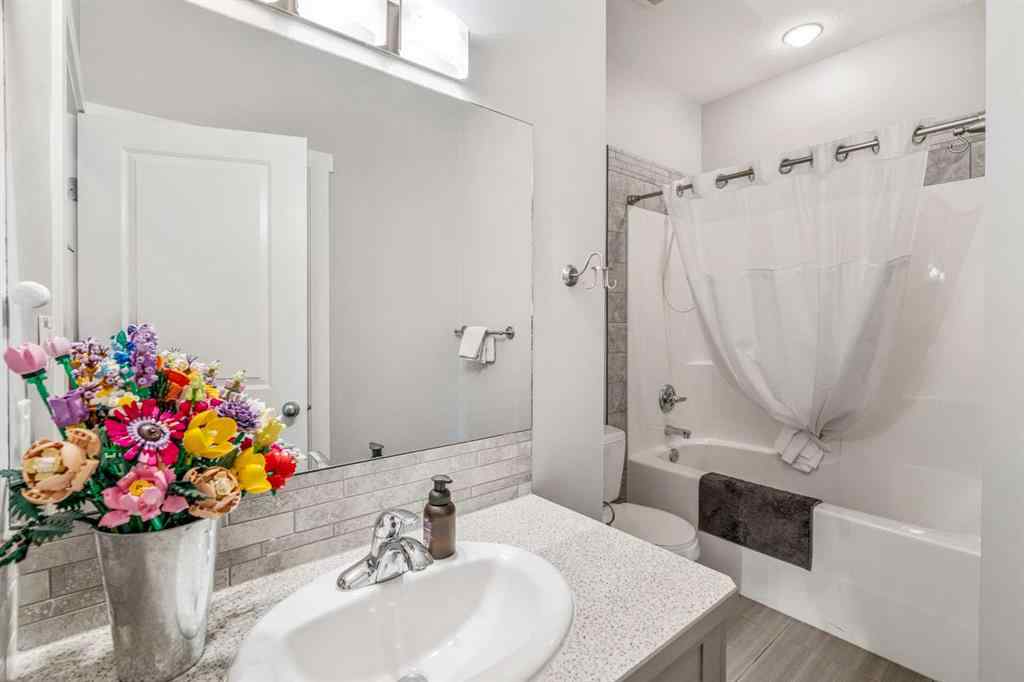 MLS® A2258883 - 3115 22 Street E in NONE Coaldale, Residential