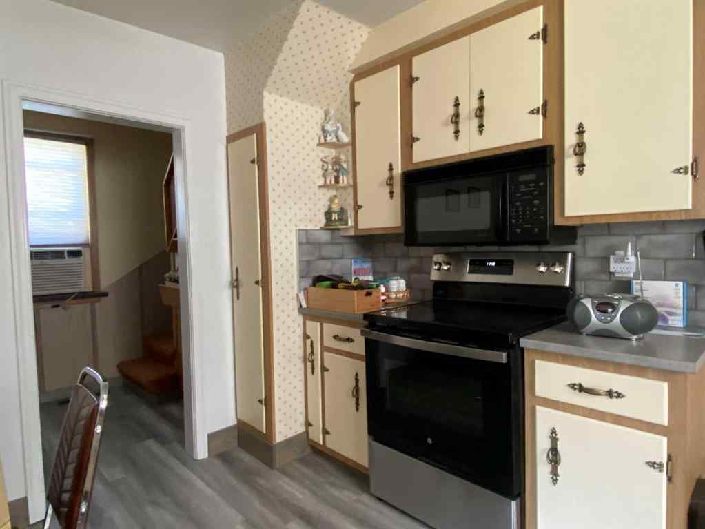 MLS® A2258886 - 13014 18 Avenue  in NONE Blairmore, Residential