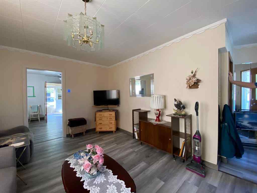 MLS® A2258886 - 13014 18 Avenue  in NONE Blairmore, Residential