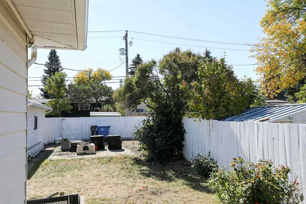 MLS® A2258889 - 2512 5A Avenue N in Majestic Place Lethbridge, Residential