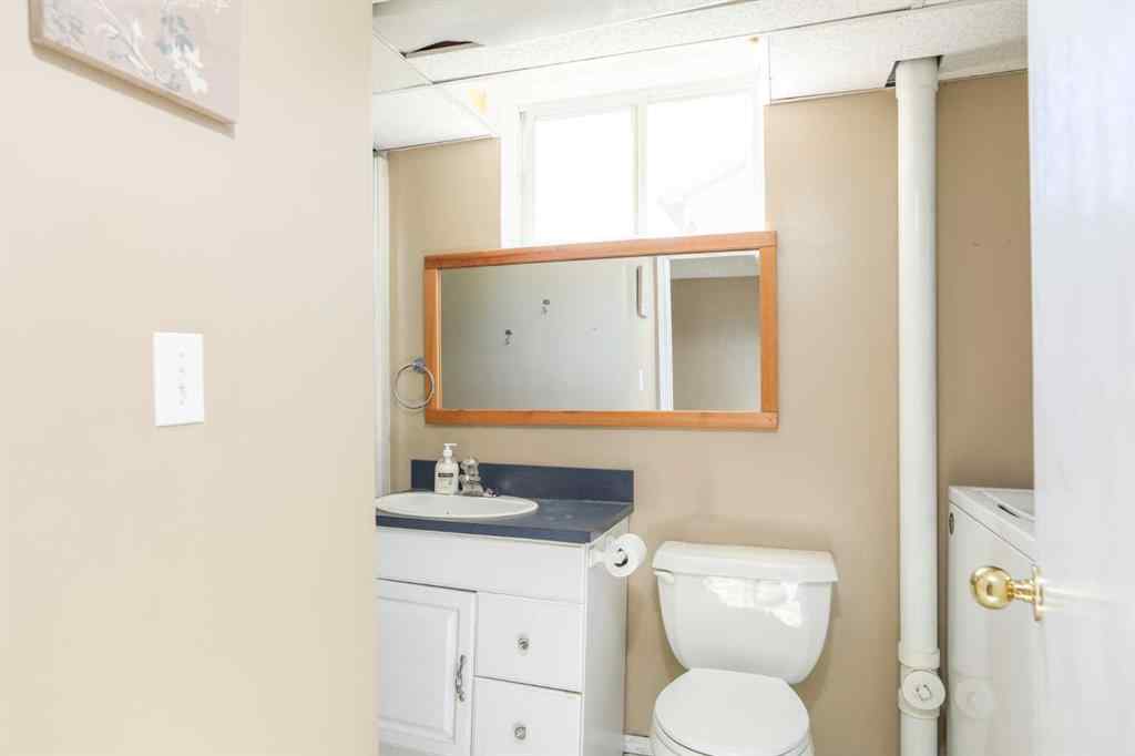 MLS® A2258889 - 2512 5A Avenue N in Majestic Place Lethbridge, Residential