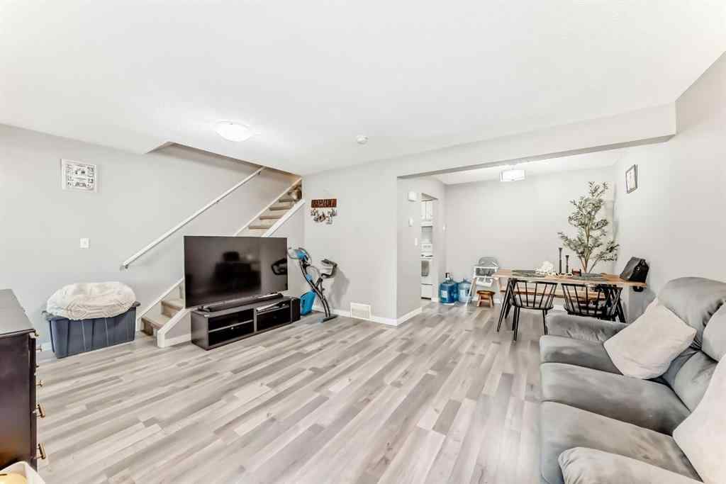 MLS® A2258892 - 4611 50 Street  in Parkvale Red Deer, Multi-Family