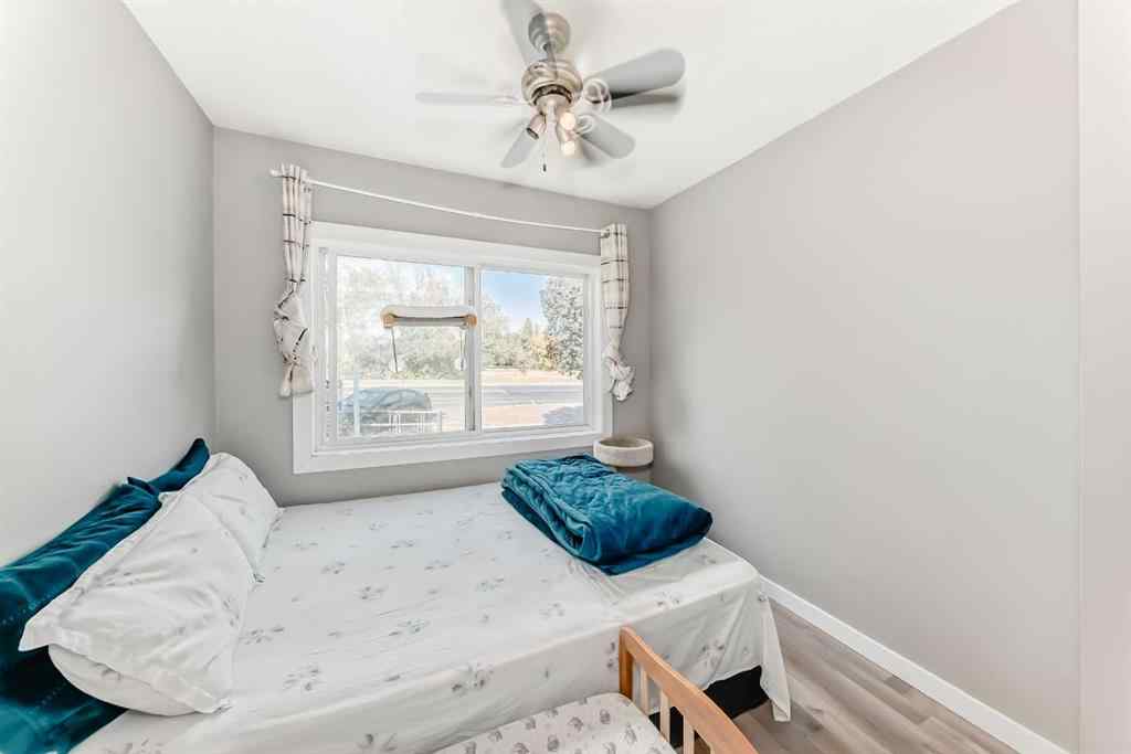 MLS® A2258892 - 4611 50 Street  in Parkvale Red Deer, Multi-Family