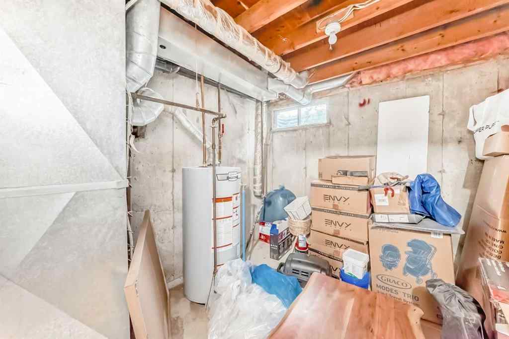 MLS® A2258892 - 4611 50 Street  in Parkvale Red Deer, Multi-Family