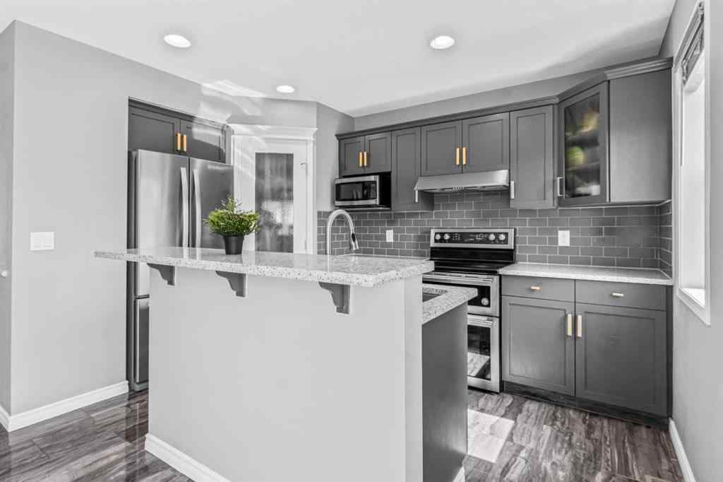 MLS® A2258894 - 178 Evansmeade Common NW in Evanston Calgary, Residential