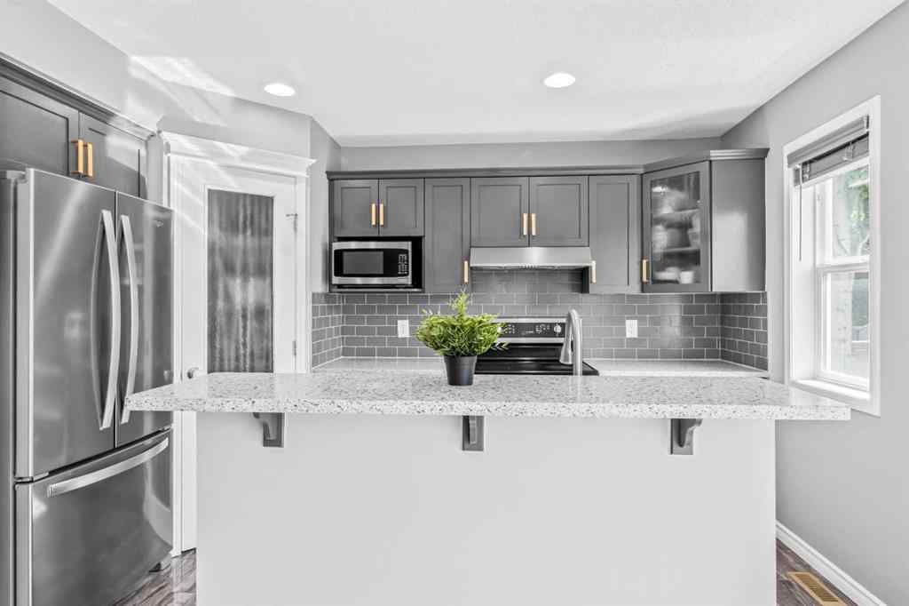 MLS® A2258894 - 178 Evansmeade Common NW in Evanston Calgary, Residential