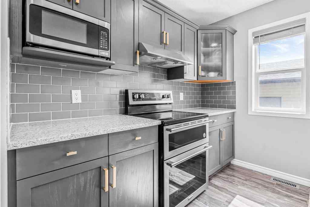 MLS® A2258894 - 178 Evansmeade Common NW in Evanston Calgary, Residential