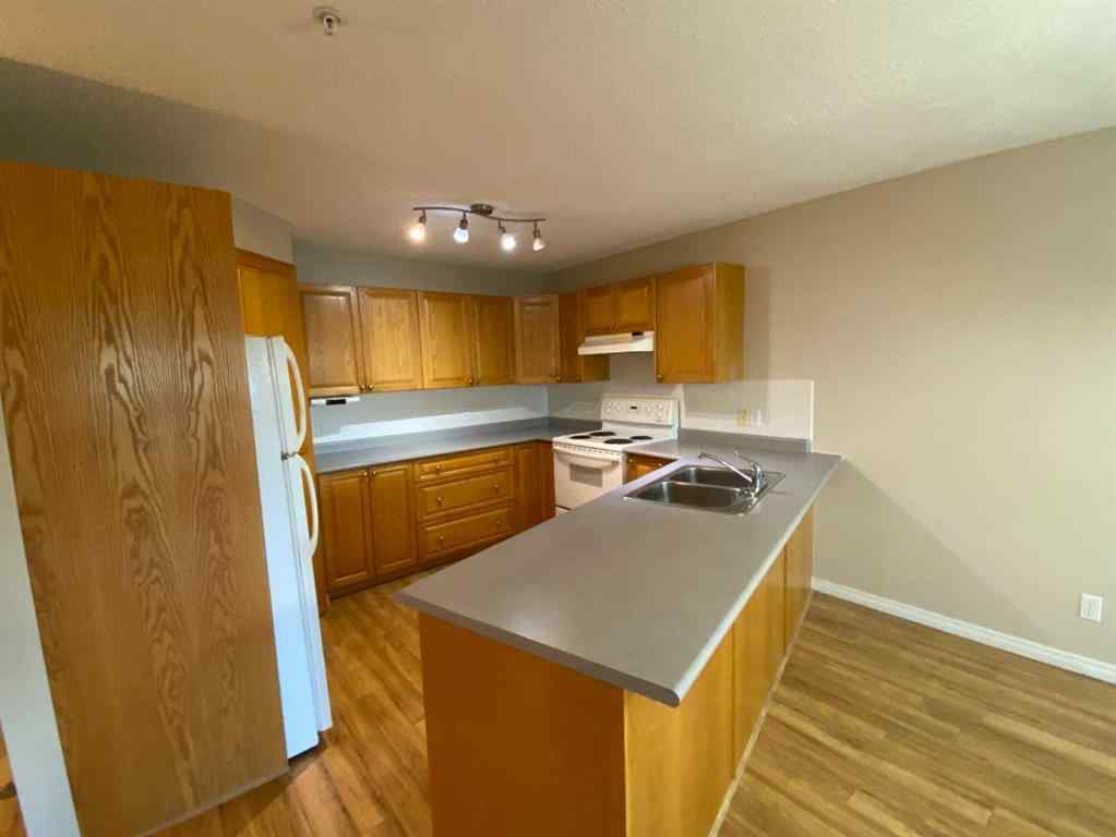 MLS® A2258896 - Unit #103 680 Cassils Road W in West End Brooks, Residential