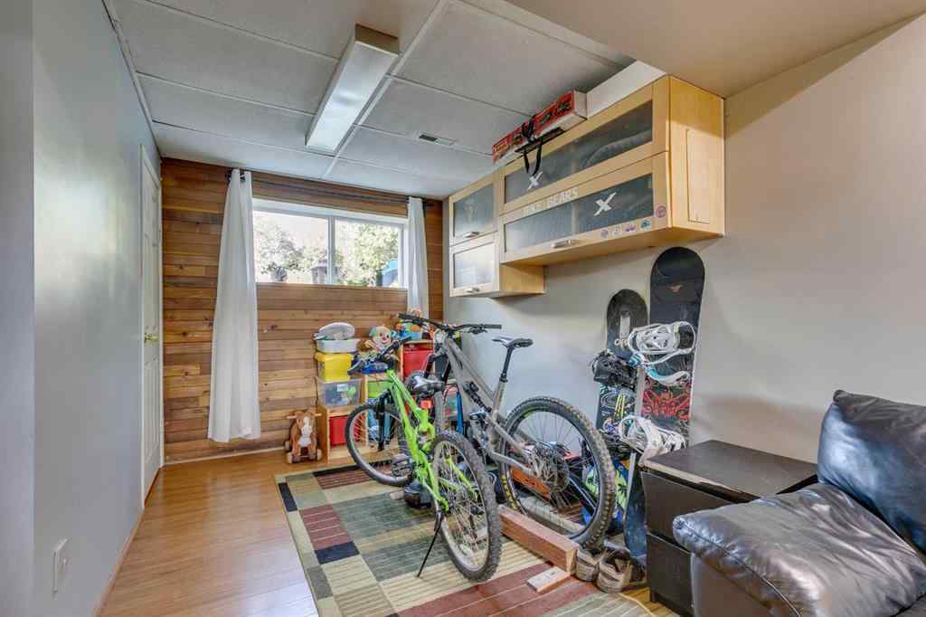 MLS® A2258898 - 448 Malvern Close NE in Marlborough Park Calgary, Residential