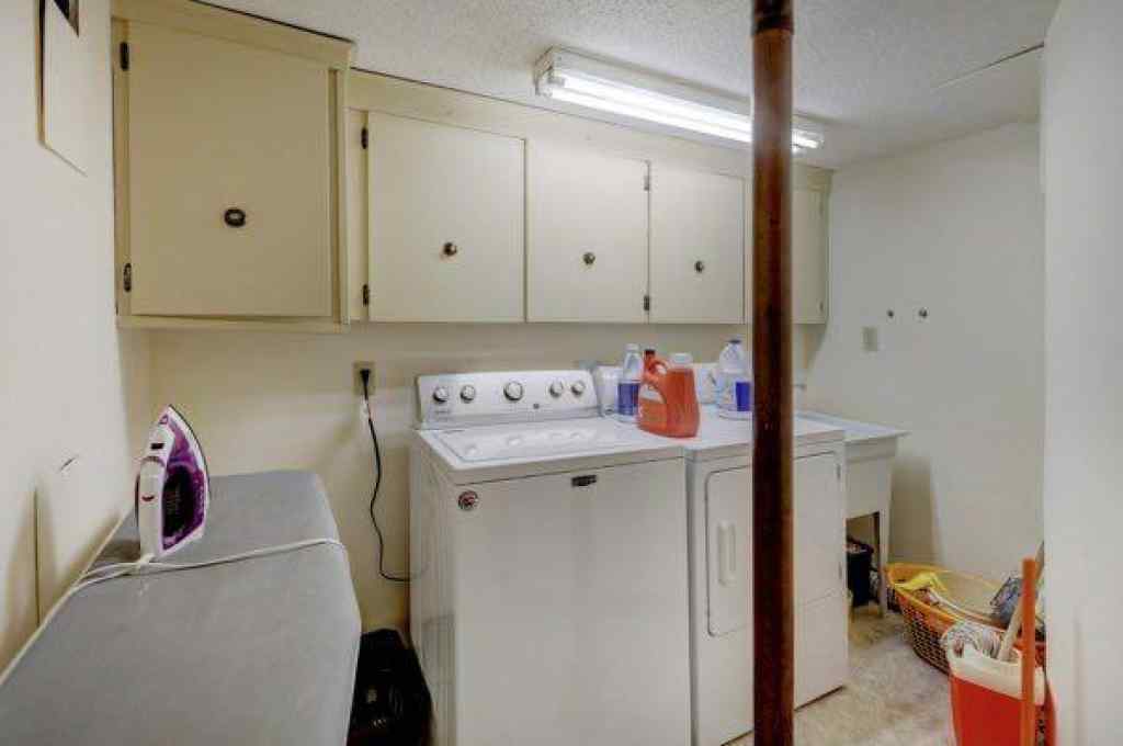 MLS® A2258899 - 16 Cedar Crescent  in Greentree Drumheller, Residential