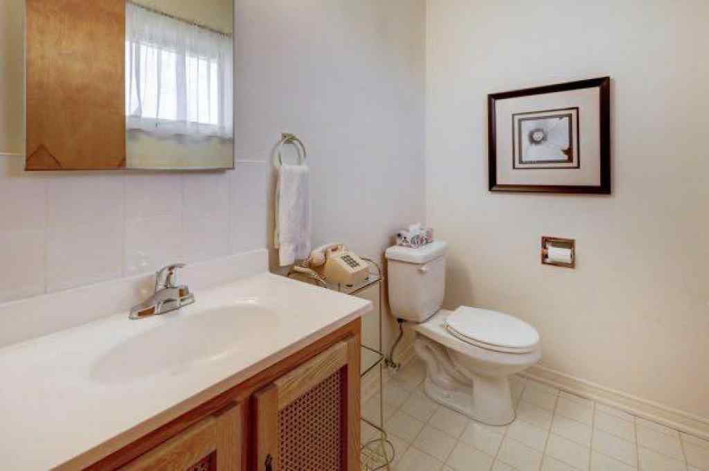 MLS® A2258899 - 16 Cedar Crescent  in Greentree Drumheller, Residential