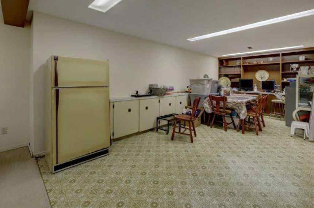 MLS® A2258899 - 16 Cedar Crescent  in Greentree Drumheller, Residential