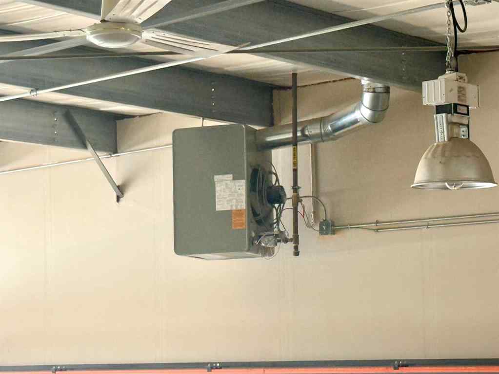 MLS® A2258902 - Unit #7 4351 104 Avenue SE in East Shepard Industrial Calgary, Commercial