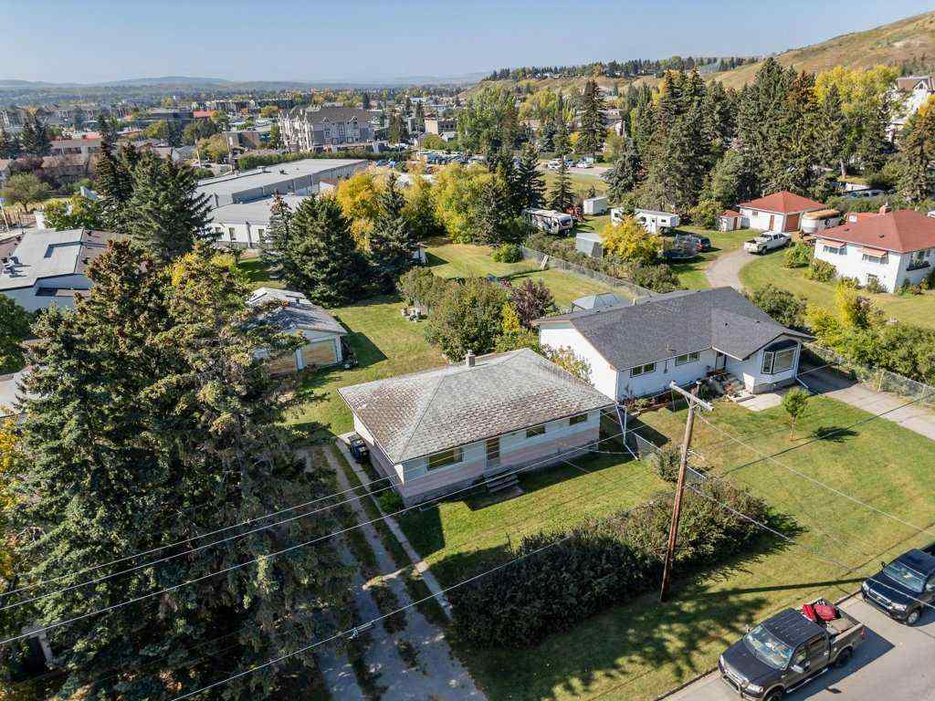 MLS® A2258907 - 217 Ross Avenue  in East End Cochrane, Residential