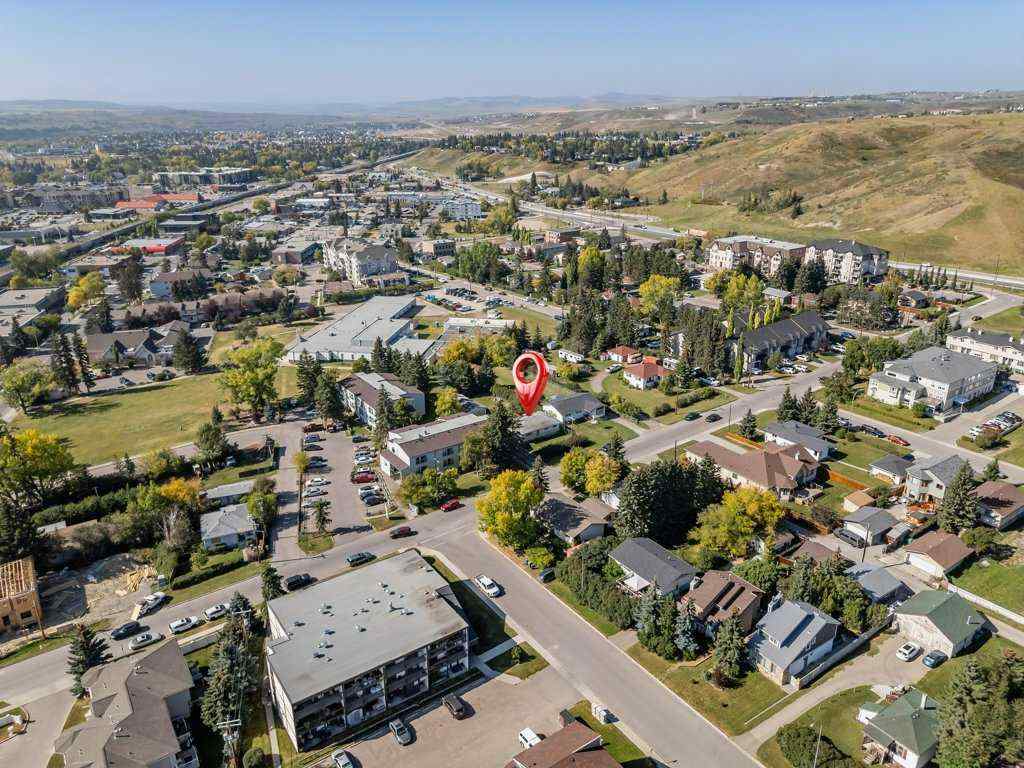 MLS® A2258907 - 217 Ross Avenue  in East End Cochrane, Residential