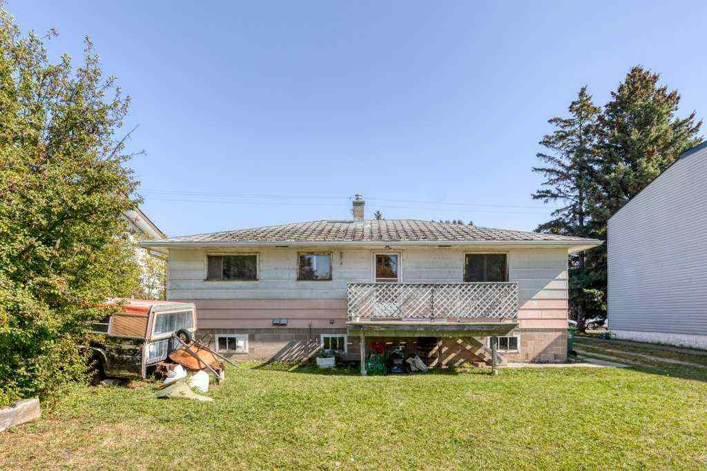 MLS® A2258907 - 217 Ross Avenue  in East End Cochrane, Residential