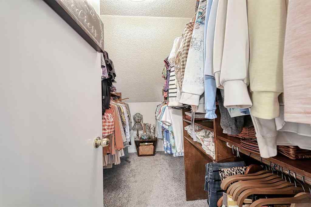 MLS® A2258908 - 260044 Bearspaw Road  in Bearspaw_Calg Rural Rocky View County, Residential