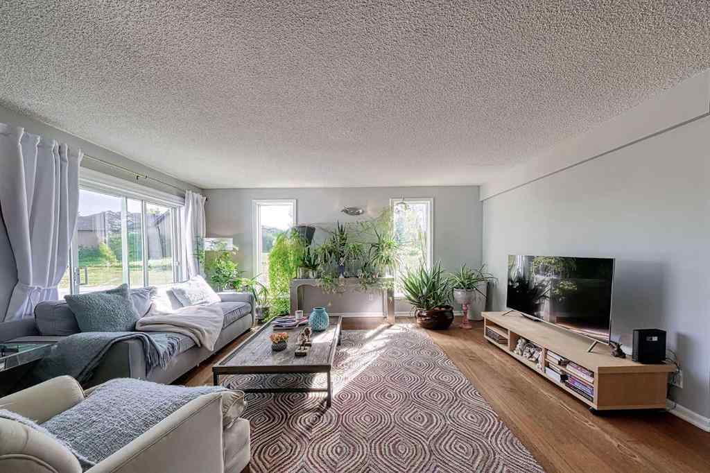 MLS® A2258908 - 260044 Bearspaw Road  in Bearspaw_Calg Rural Rocky View County, Residential