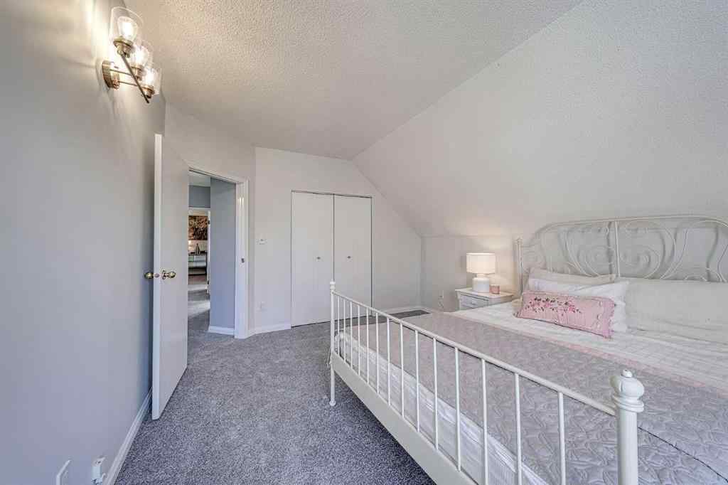 MLS® A2258908 - 260044 Bearspaw Road  in Bearspaw_Calg Rural Rocky View County, Residential