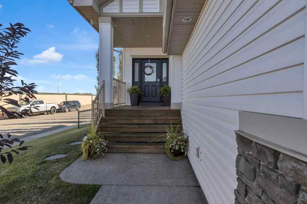 MLS® A2258909 - 139 Cove Close  in The Cove Chestermere, Residential