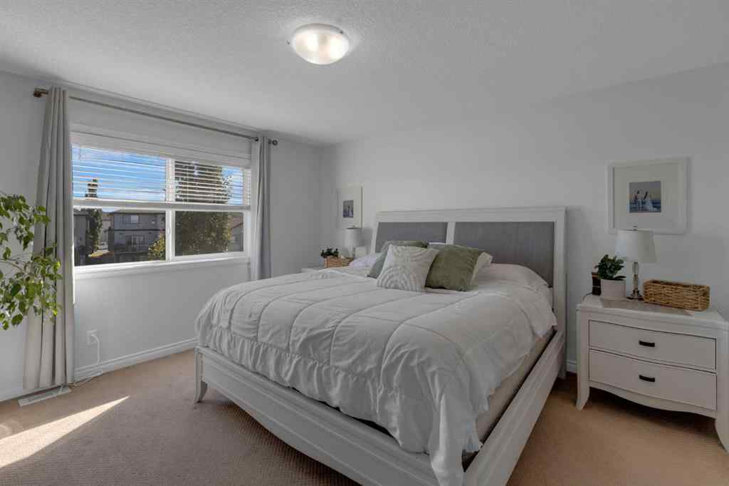 MLS® A2258909 - 139 Cove Close  in The Cove Chestermere, Residential