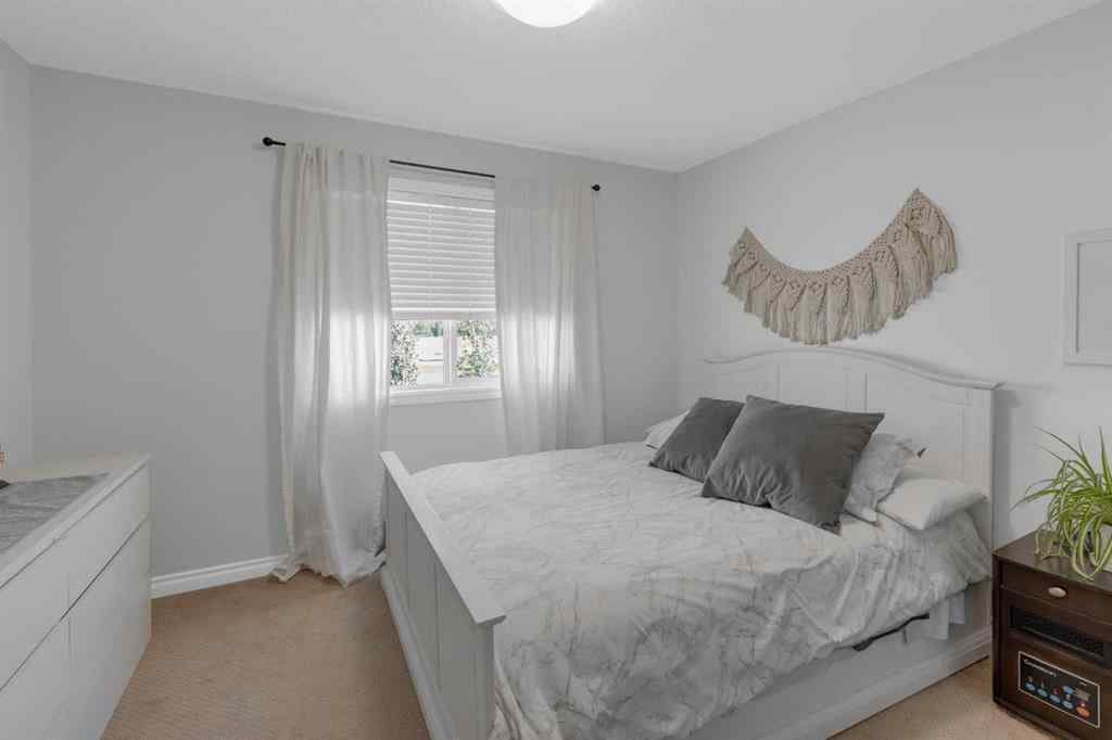 MLS® A2258909 - 139 Cove Close  in The Cove Chestermere, Residential