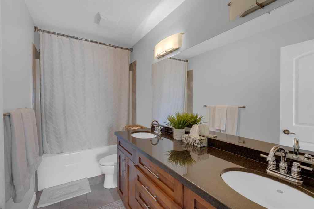 MLS® A2258909 - 139 Cove Close  in The Cove Chestermere, Residential