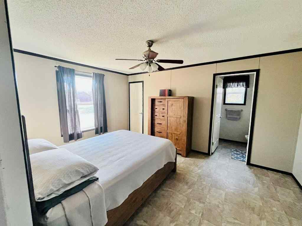 MLS® A2258923 - 13306 Township Road 330   in NONE Rural Special Areas No. 2, Residential