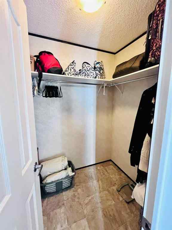 MLS® A2258923 - 13306 Township Road 330   in NONE Rural Special Areas No. 2, Residential