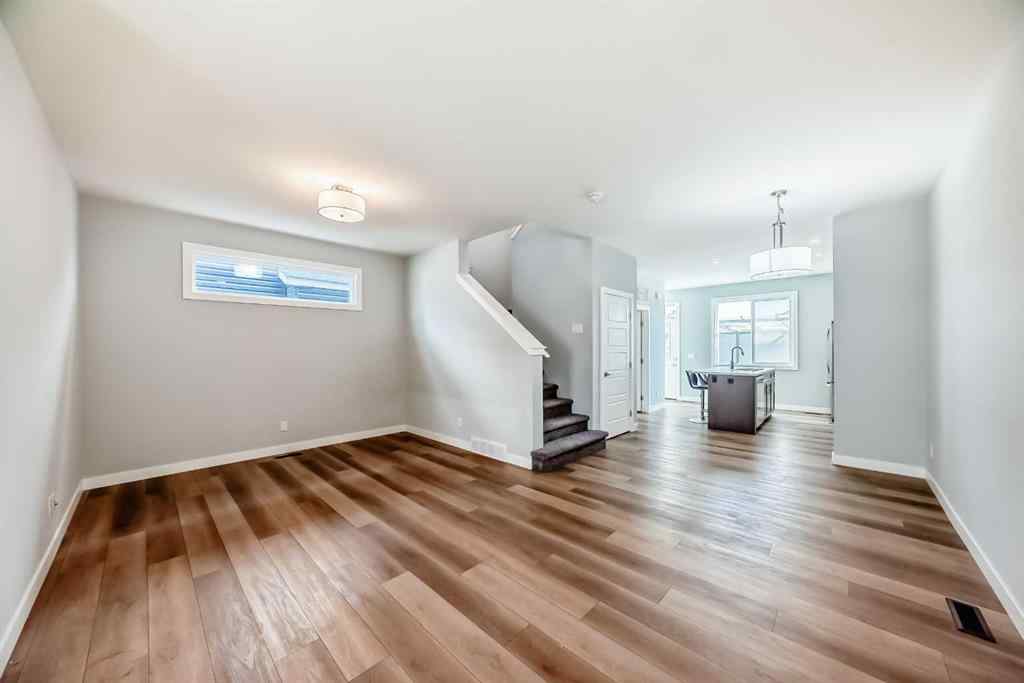 MLS® A2258924 - 124 Chelsea Glen  in Chelsea_CH Chestermere, Residential