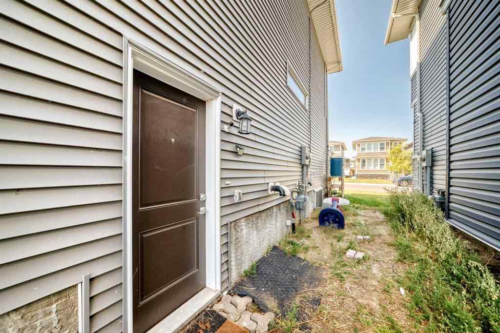 MLS® A2258924 - 124 Chelsea Glen  in Chelsea_CH Chestermere, Residential