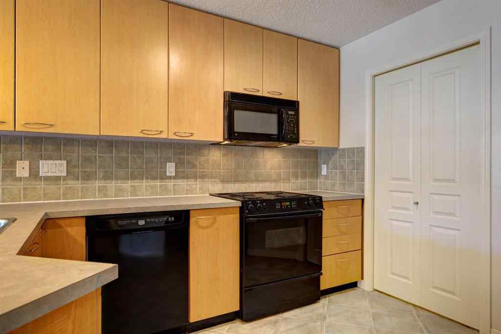 MLS® A2258929 - Unit #326 22 Richard Place SW in Lincoln Park Calgary, Residential
