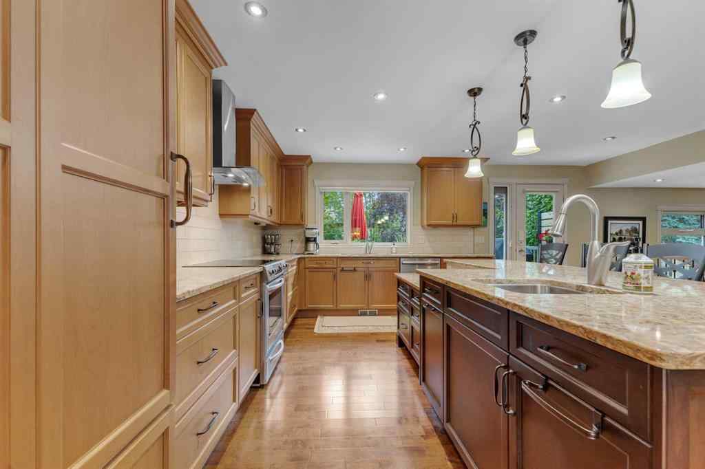 MLS® A2258931 - 395 Silvergrove Drive NW in Silver Springs Calgary, Residential