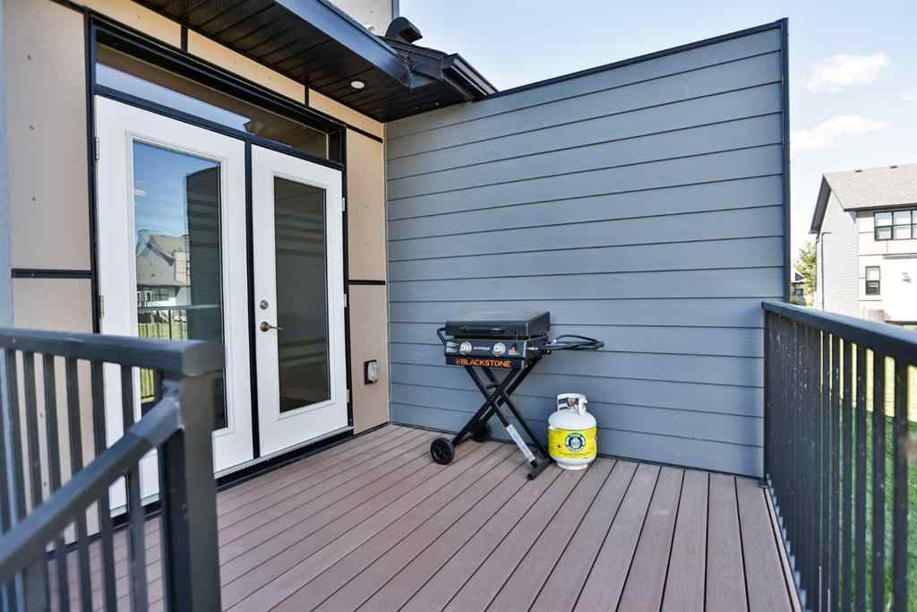 MLS® A2258936 - Unit #2 77 Aquitania Circle W in The Crossings Lethbridge, Residential