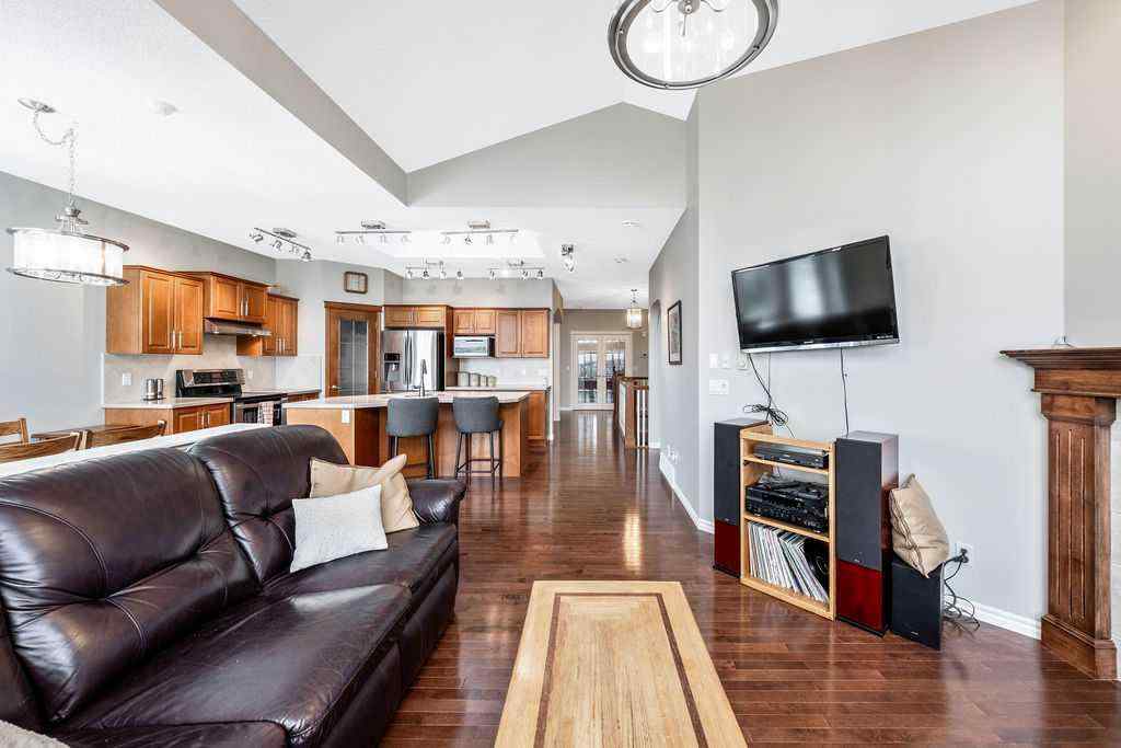 MLS® A2258937 - 84 Kincora Terrace NW in Kincora Calgary, Residential