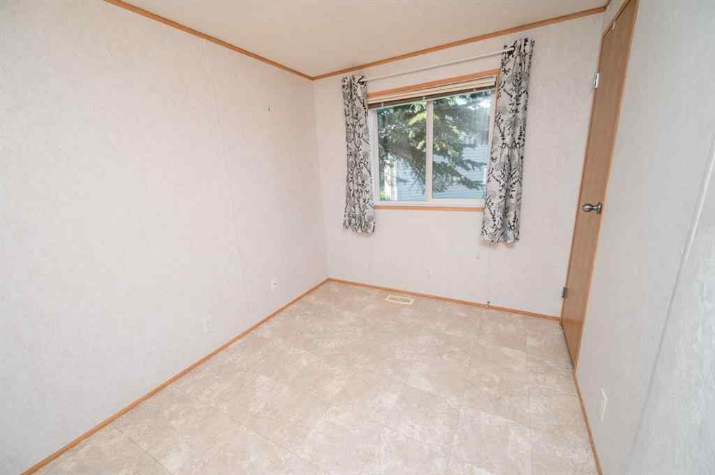 MLS® A2258939 - 2144 Danielle Drive  in Davenport Red Deer, Mobile