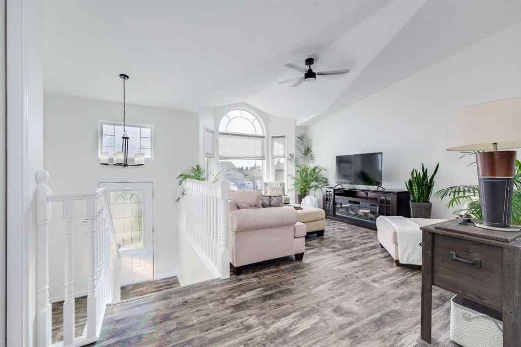MLS® A2258945 - 50 Livingston Close  in Lincoln Park Lacombe, Residential