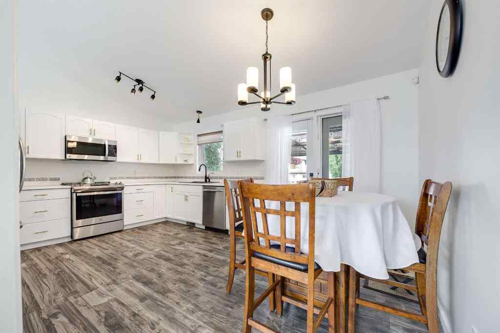 MLS® A2258945 - 50 Livingston Close  in Lincoln Park Lacombe, Residential