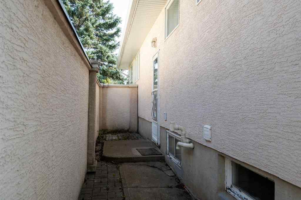 MLS® A2258949 - 4328 Greenview Drive NE in Greenview Calgary, Residential