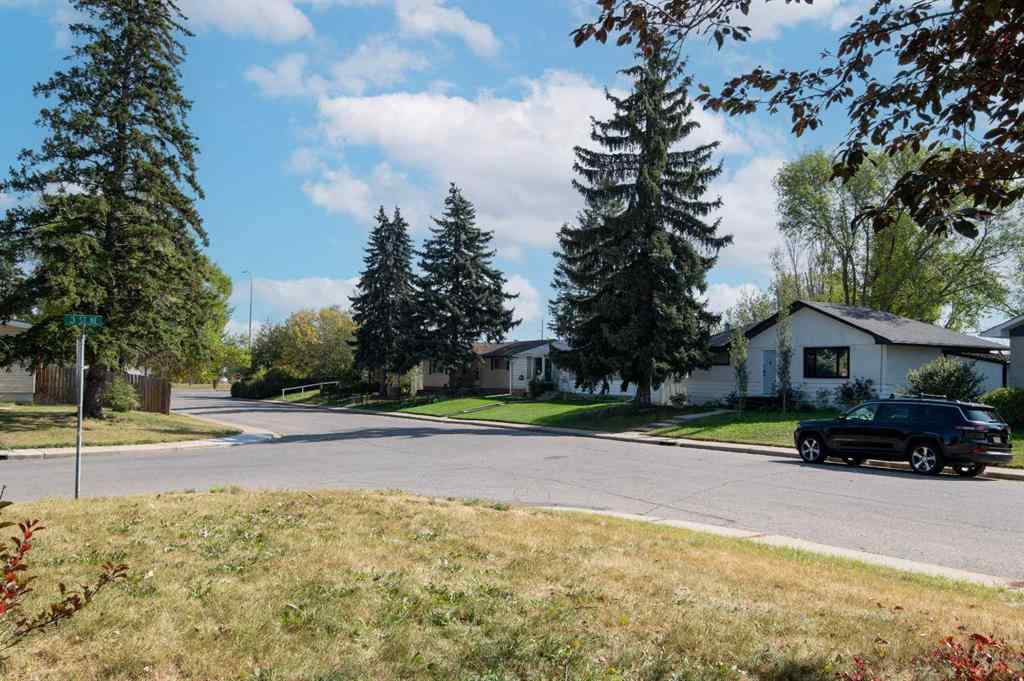 MLS® A2258949 - 4328 Greenview Drive NE in Greenview Calgary, Residential