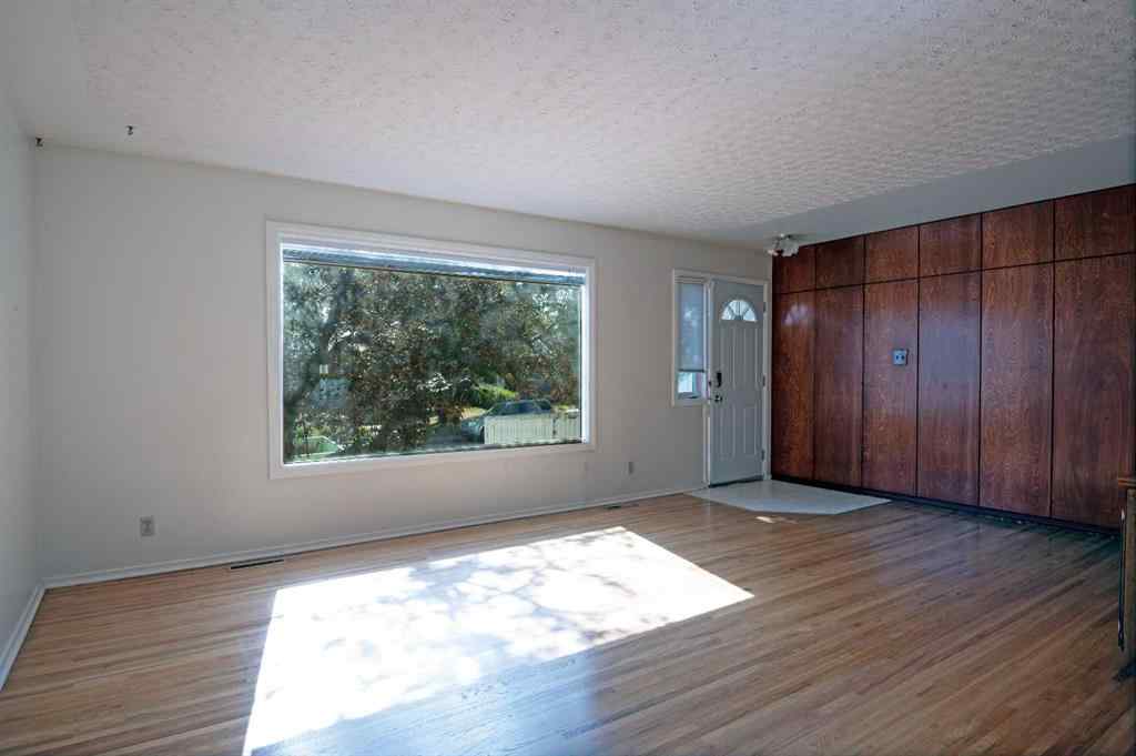 MLS® A2258949 - 4328 Greenview Drive NE in Greenview Calgary, Residential