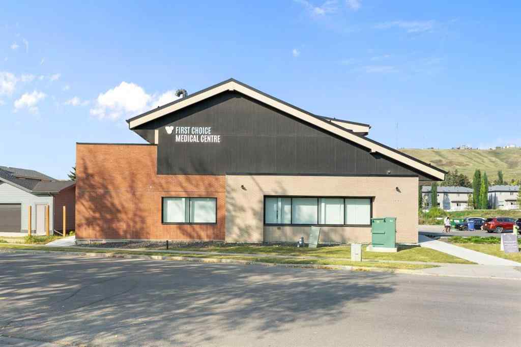 MLS® A2258955 - Unit #2 524 First Street E in East End Cochrane, Residential