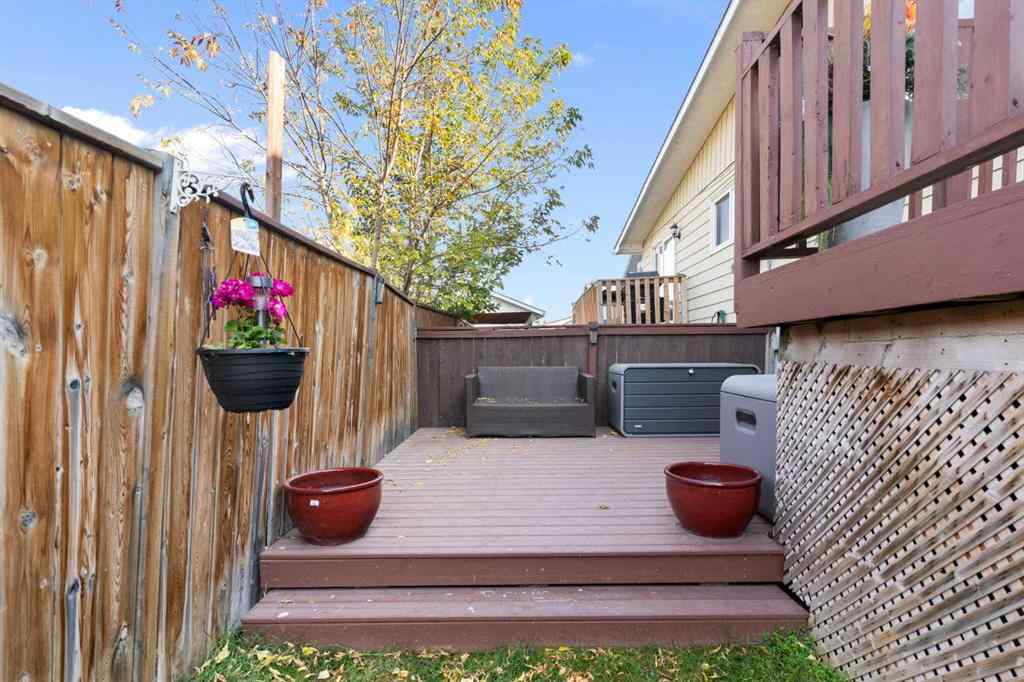 MLS® A2258955 - Unit #2 524 First Street E in East End Cochrane, Residential