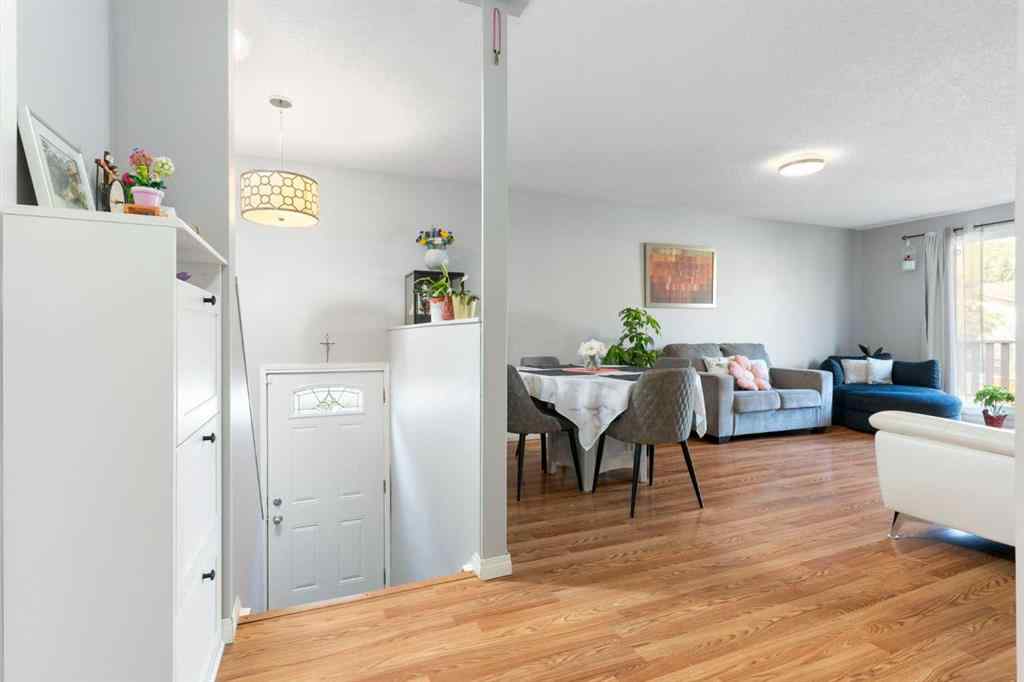 MLS® A2258955 - Unit #2 524 First Street E in East End Cochrane, Residential