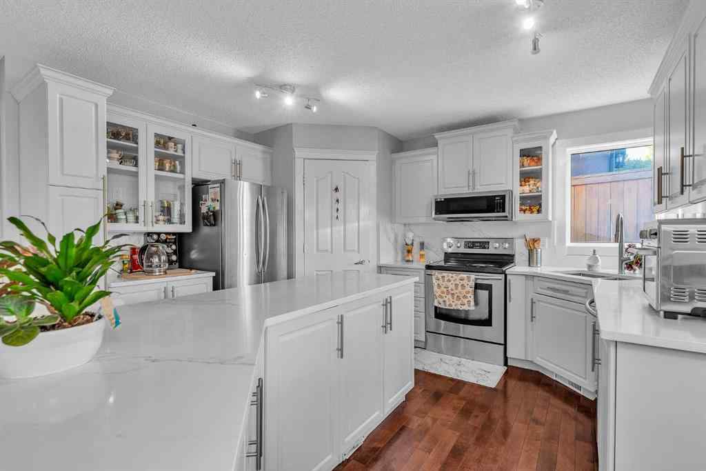 MLS® A2258958 - 109 Royal Crest Terrace NW in Royal Oak Calgary, Residential