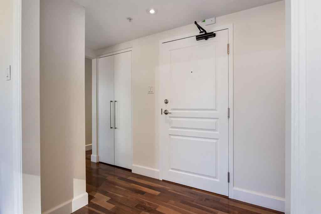 MLS® A2258961 - Unit #8704 400 Eau Claire Avenue SW in Eau Claire Calgary, Residential