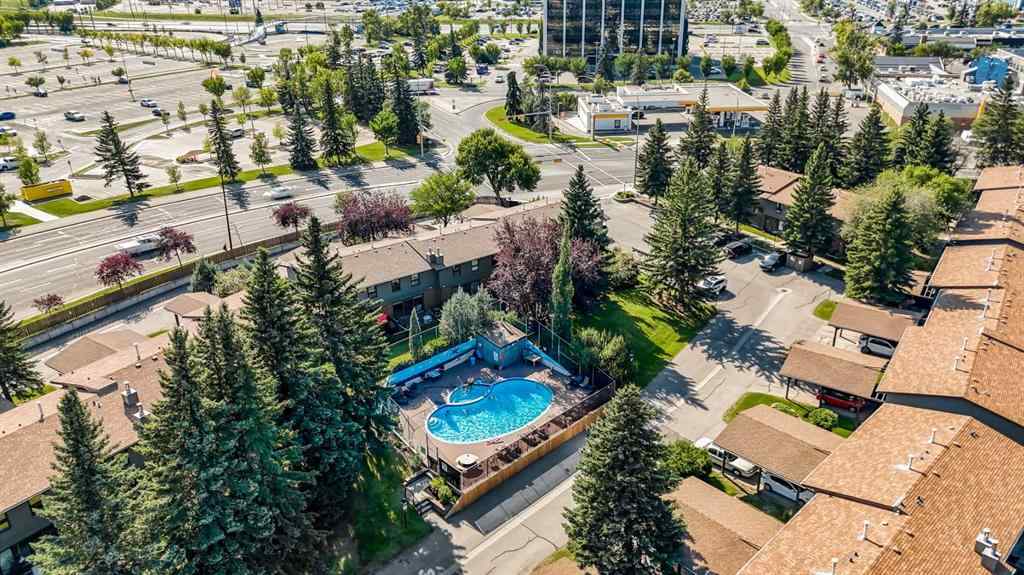 MLS® A2258963 - Unit #4 10910 Bonaventure Drive  in Willow Park Calgary, Residential