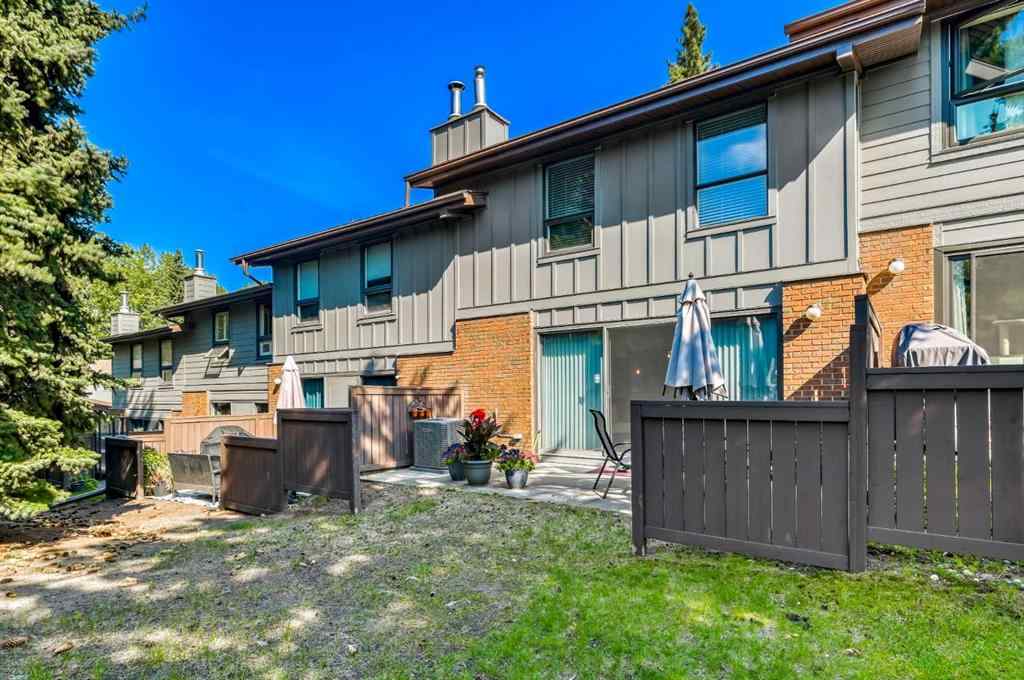 MLS® A2258963 - Unit #4 10910 Bonaventure Drive  in Willow Park Calgary, Residential